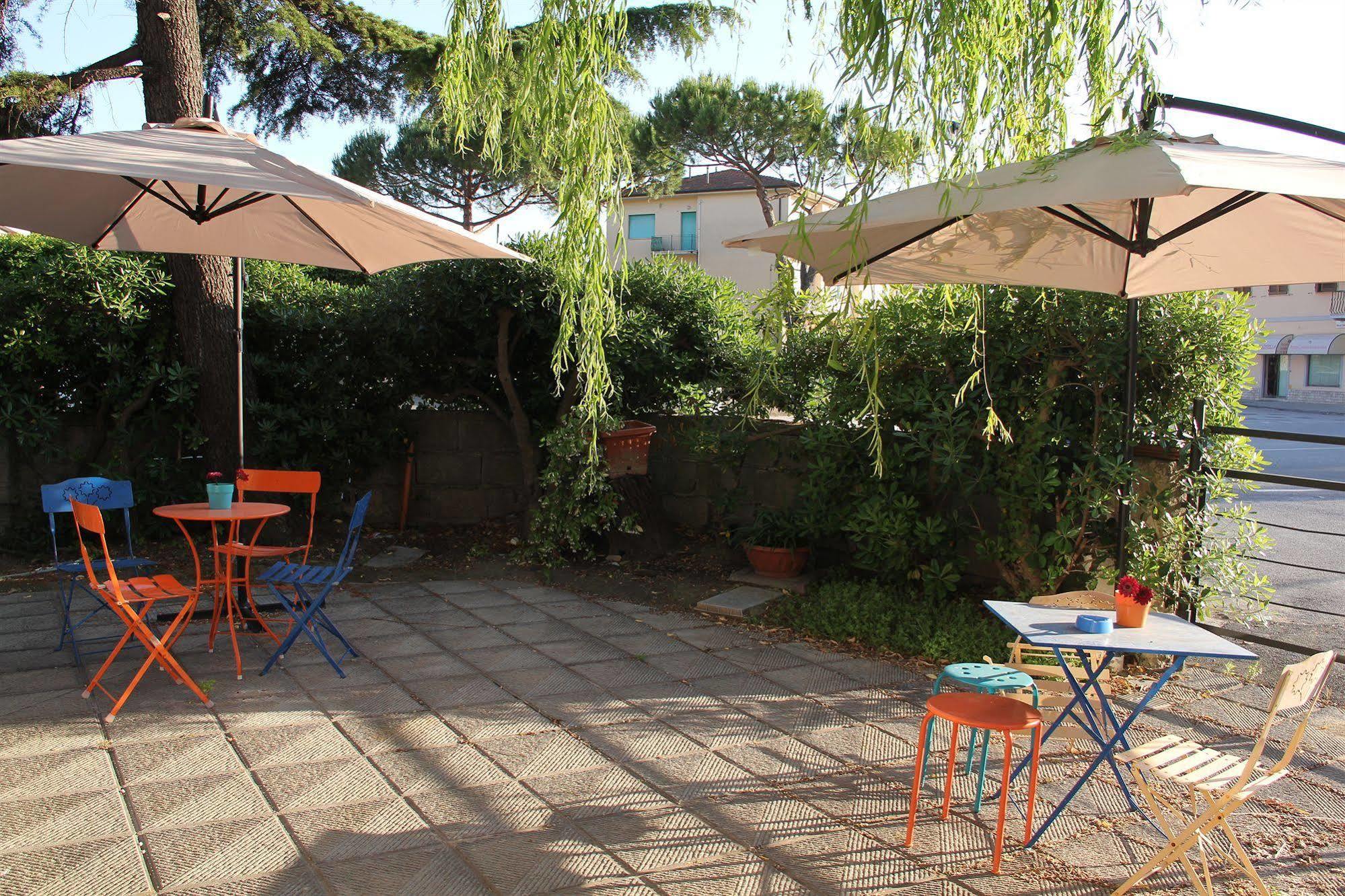 Hostel Pisa Villa Giulia Exterior photo